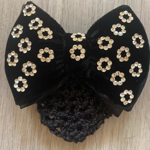 ht Accessories - black hair clip,1.3 oz